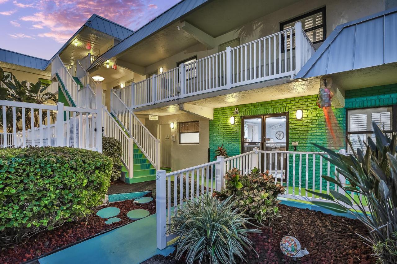 Tucked Away In The Sand Indialantic Exterior foto